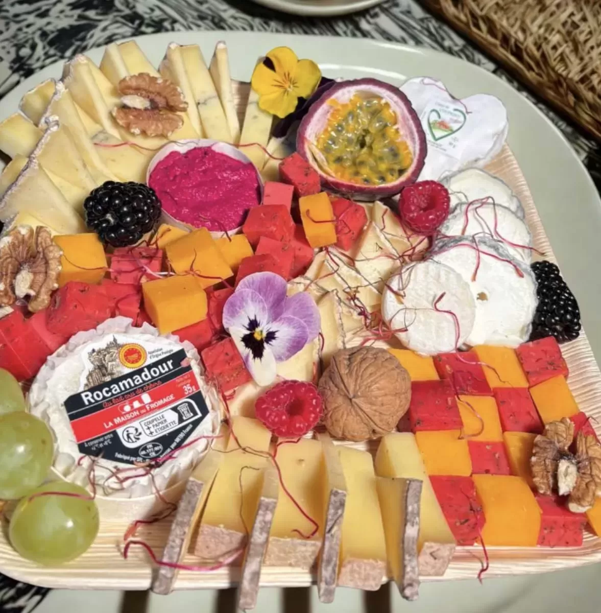 NOS PLANCHES APÉRITIVES - La planche de fromage NOS PLANCHES APÉRITIVES - La planche de fromage